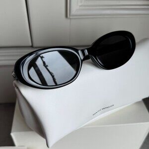 Gentle Monster BANDONEON.S Retro Oval Sunglasses Black Frame